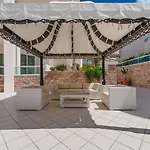 Flamingo Boutique אדחה