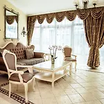 Flamingo Boutique 4* אדחה