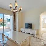Flamingo Boutique מלון אדחה