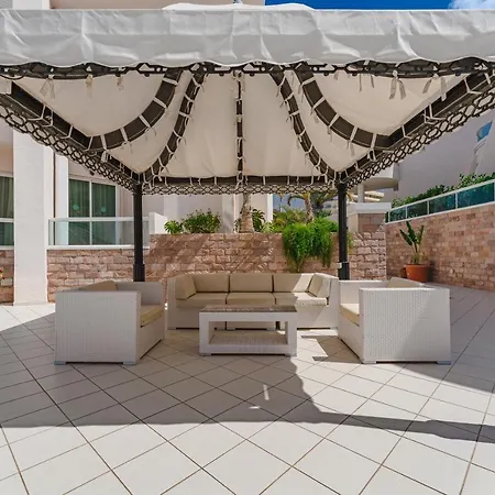 Flamingo Boutique Costa Adeje (Tenerife)