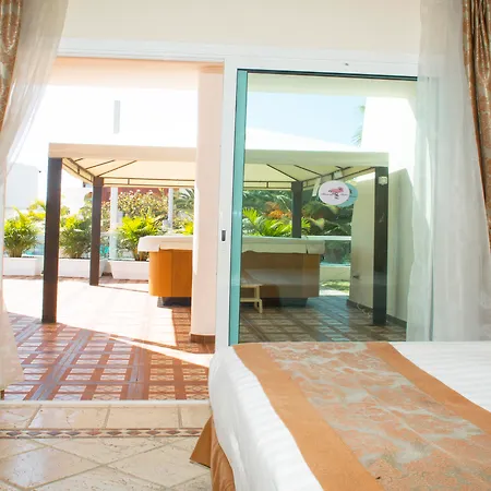 Flamingo Boutique Hotel